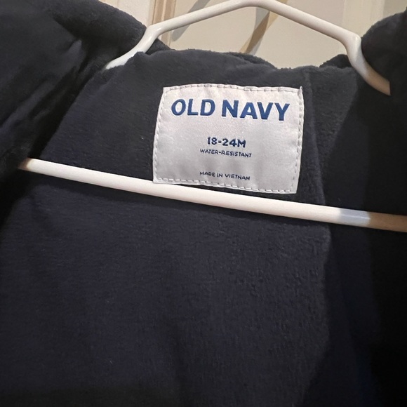 Old Navy puffer coat - Picture 3 of 4
